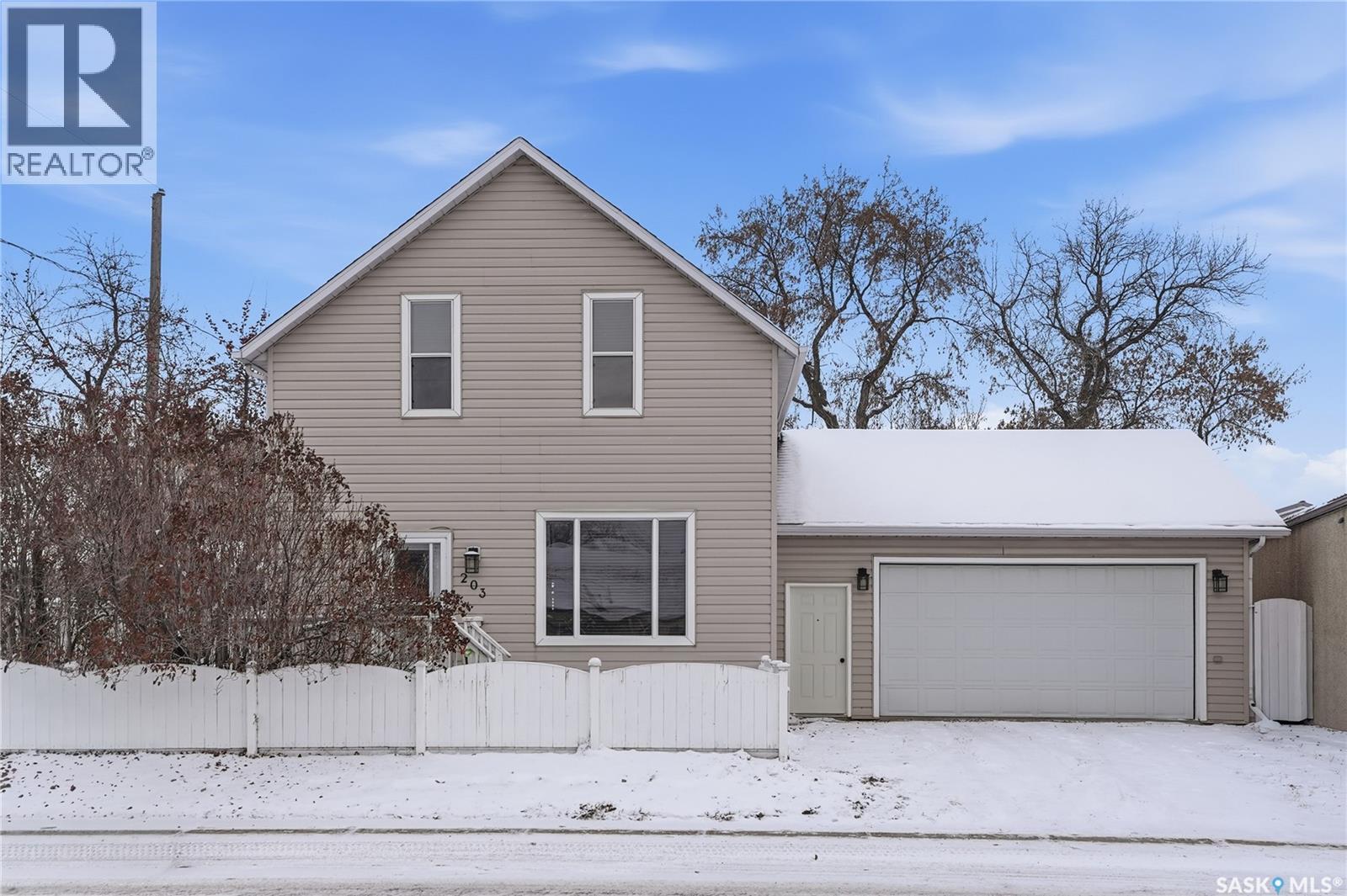 203 6th AVENUE S, Warman, Saskatchewan