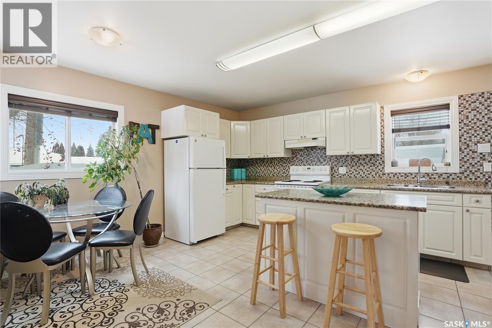 203 6th Avenue S, Warman, Saskatchewan  S0K 4S3 - Photo 10 - SK024991