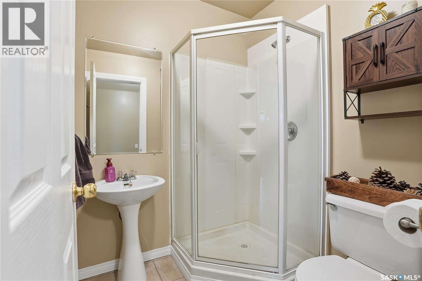 203 6th Avenue S, Warman, Saskatchewan  S0K 4S3 - Photo 20 - SK024991