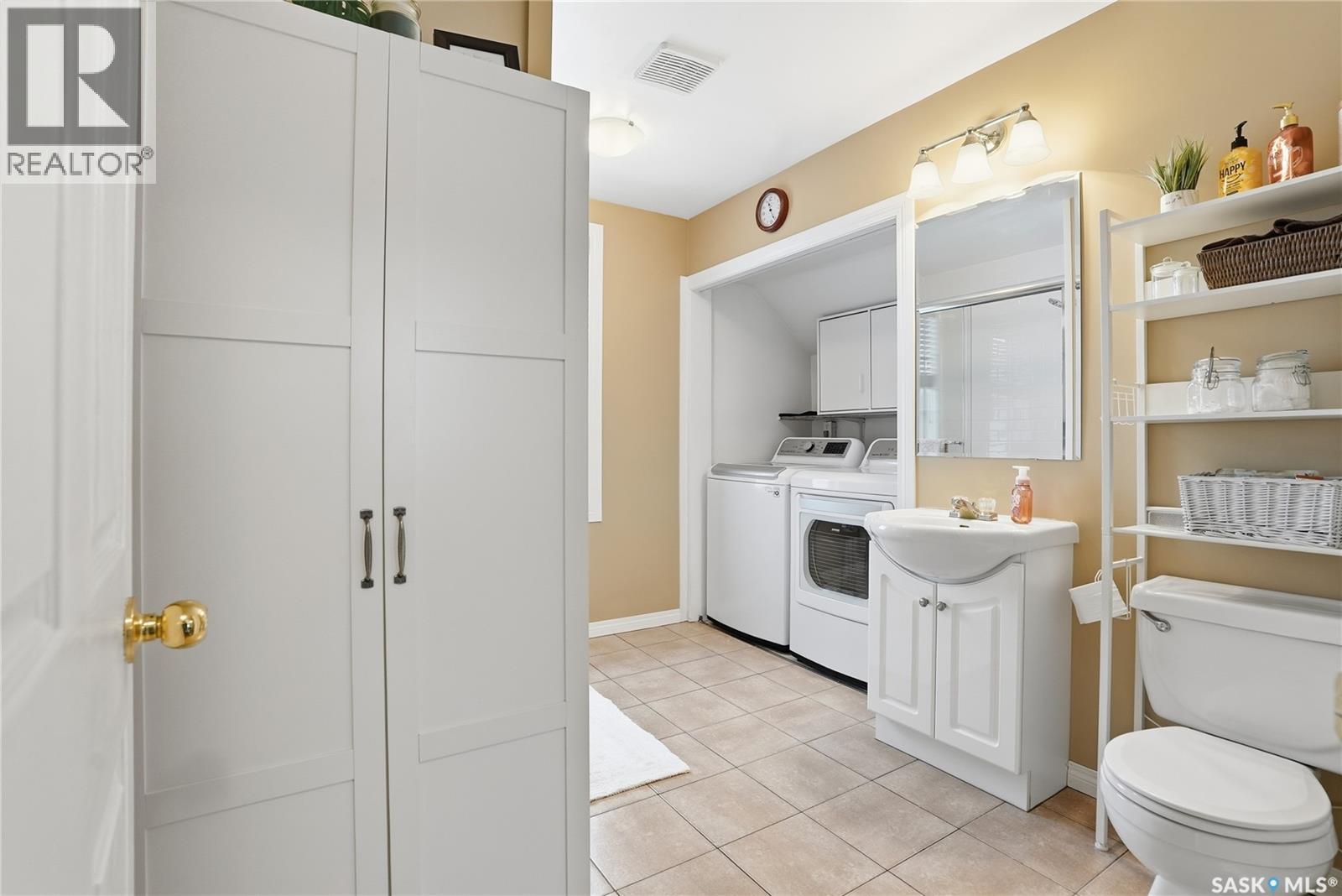 203 6th Avenue S, Warman, Saskatchewan  S0K 4S3 - Photo 22 - SK024991