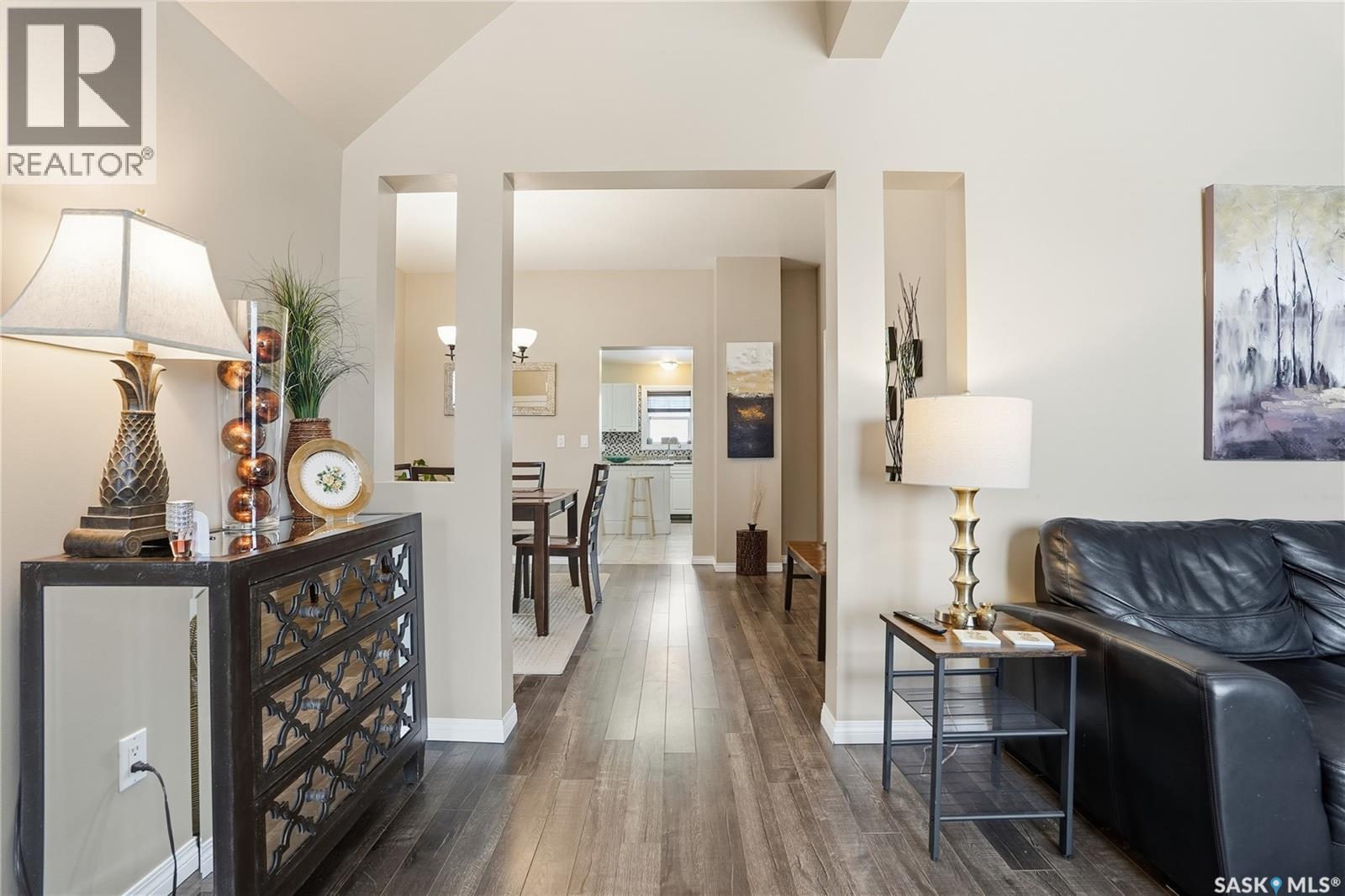 203 6th Avenue S, Warman, Saskatchewan  S0K 4S3 - Photo 6 - SK024991