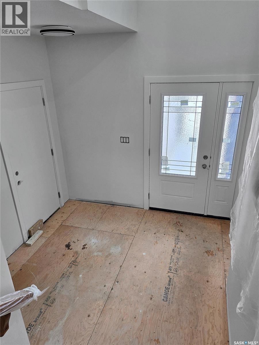 614 Casper Cove, Warman, Saskatchewan  S0K 4S4 - Photo 6 - SK024915