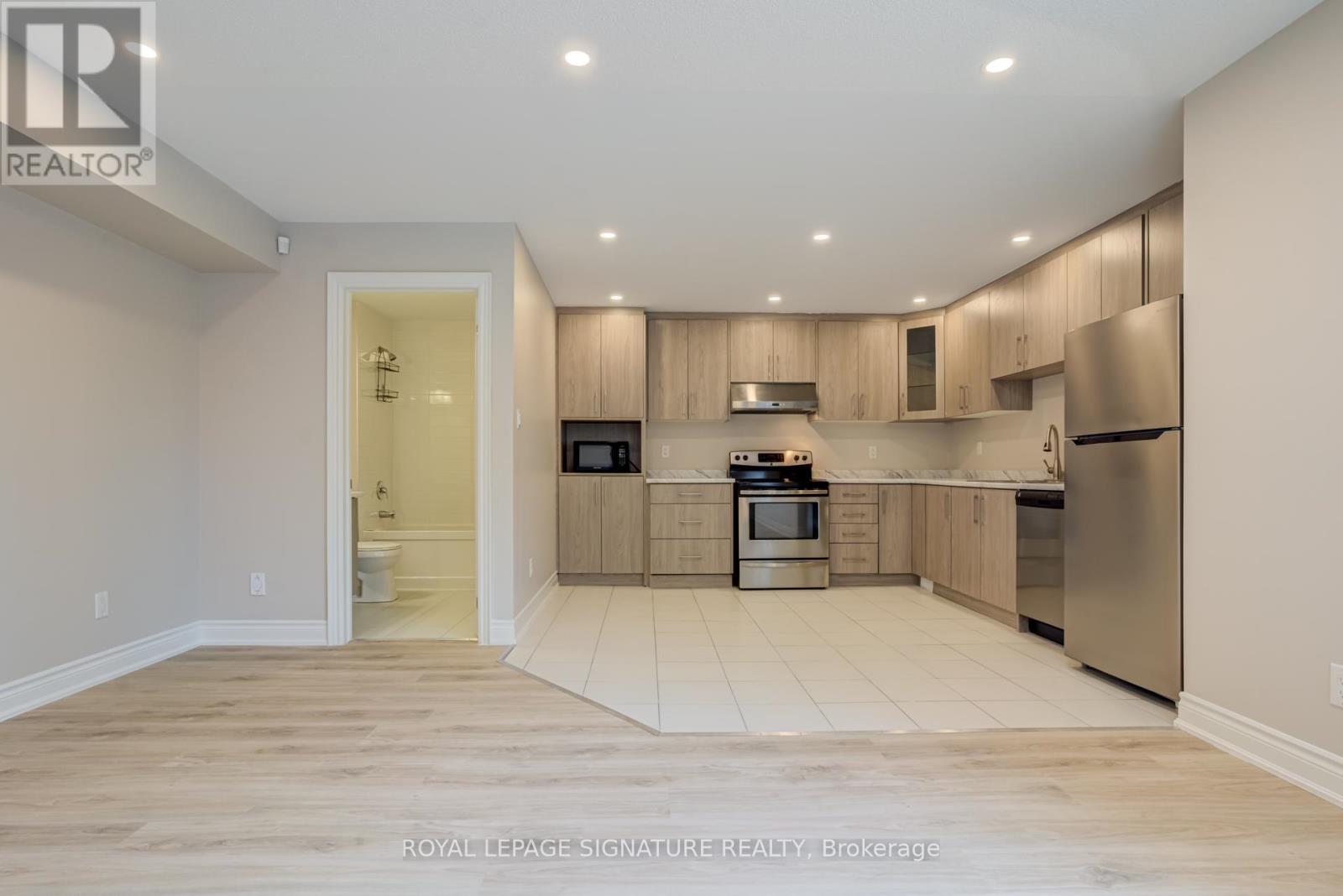 Bsmt - 16 Dancing Waters Road, Brampton, Ontario  L6Y 0C3 - Photo 13 - W12596866