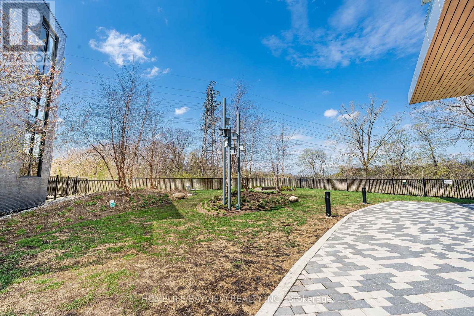 24 - 10 Brin Drive, Toronto, Ontario  M8X 0B3 - Photo 45 - W12596868