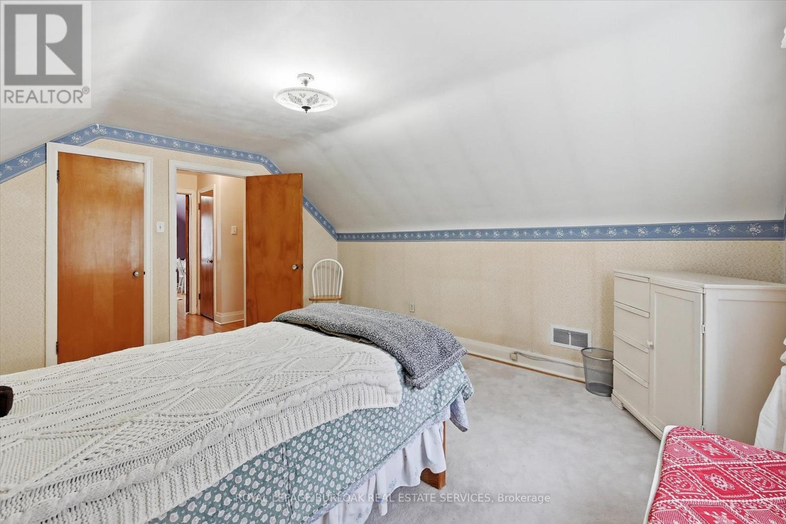 291 Merle Avenue, Burlington, Ontario  L7T 2T8 - Photo 29 - W12596898