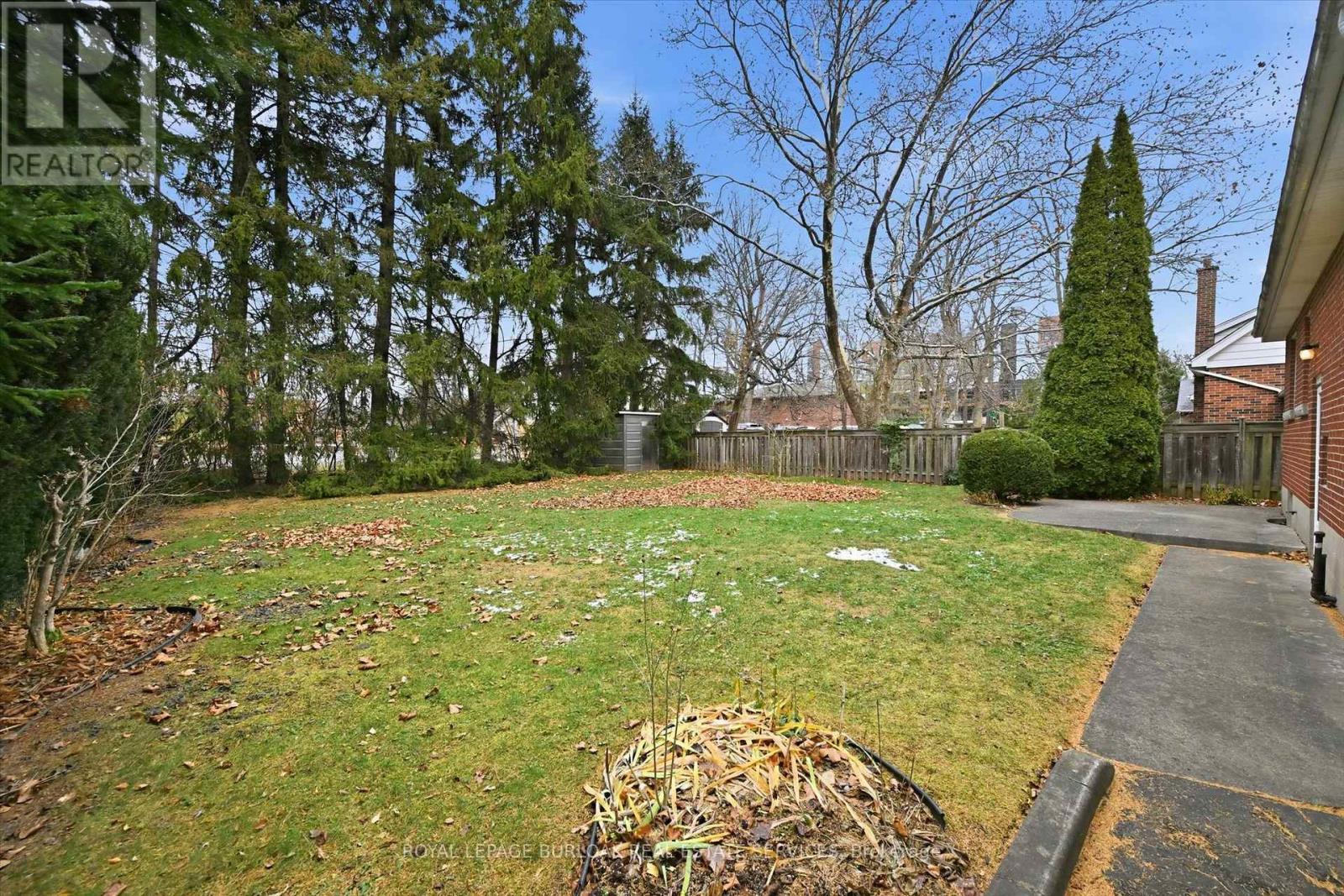 291 Merle Avenue, Burlington, Ontario  L7T 2T8 - Photo 35 - W12596898