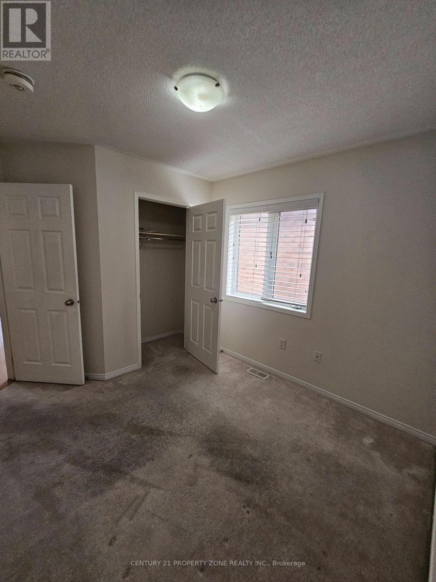 Upper Unit - 42 Loftsmoor Drive, Brampton, Ontario  L6R 3R7 - Photo 17 - W12596904