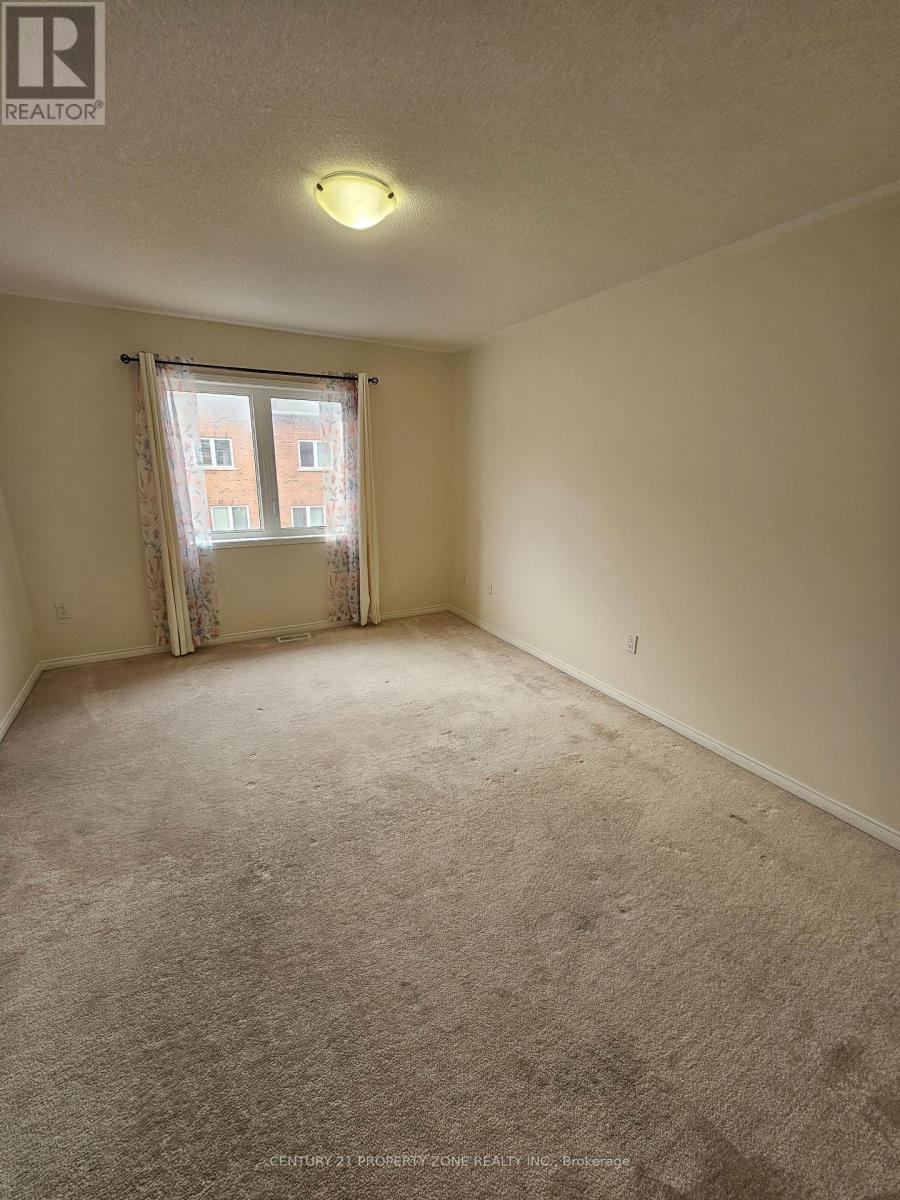 Upper Unit - 42 Loftsmoor Drive, Brampton, Ontario  L6R 3R7 - Photo 21 - W12596904