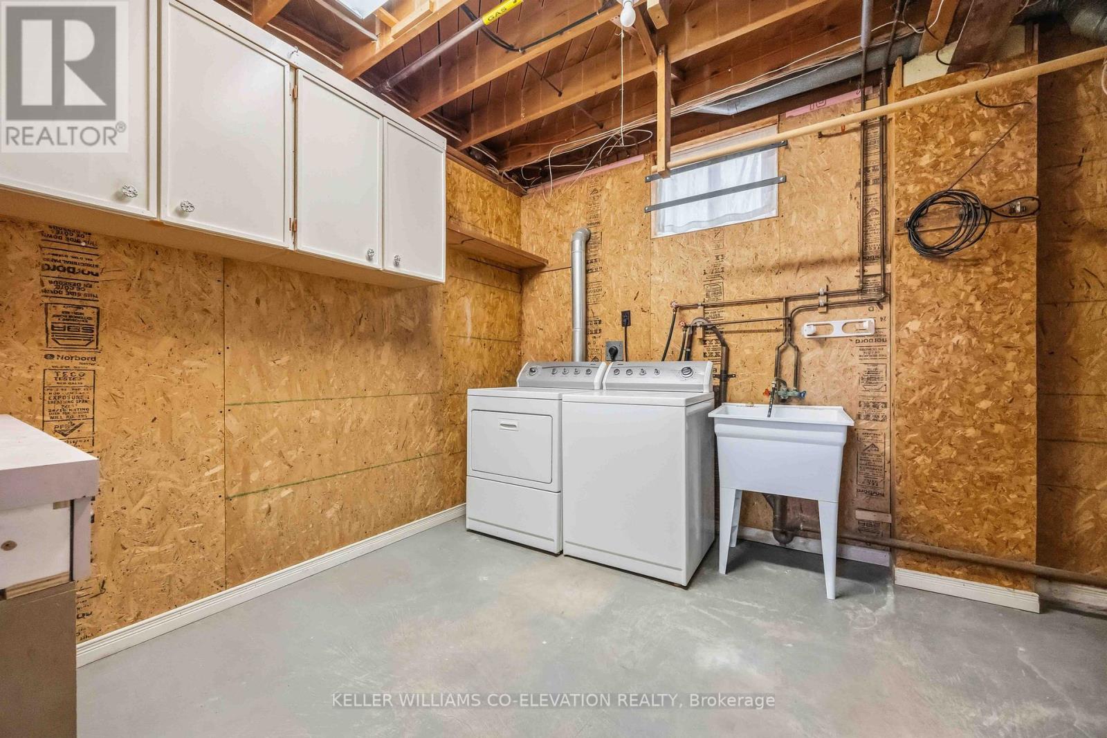 56 Carsbrooke Road, Toronto, Ontario  M9C 3C5 - Photo 34 - W12596928