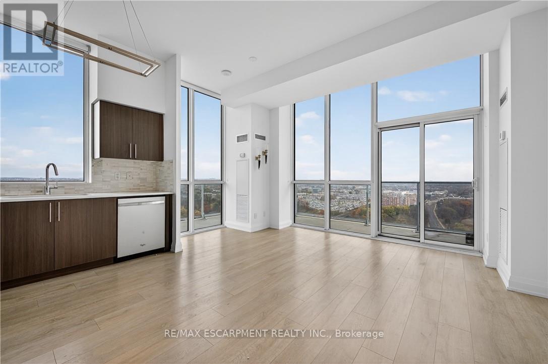 Ph03 - 65 Speers Road, Oakville, Ontario  L6K 0J1 - Photo 14 - W12596946