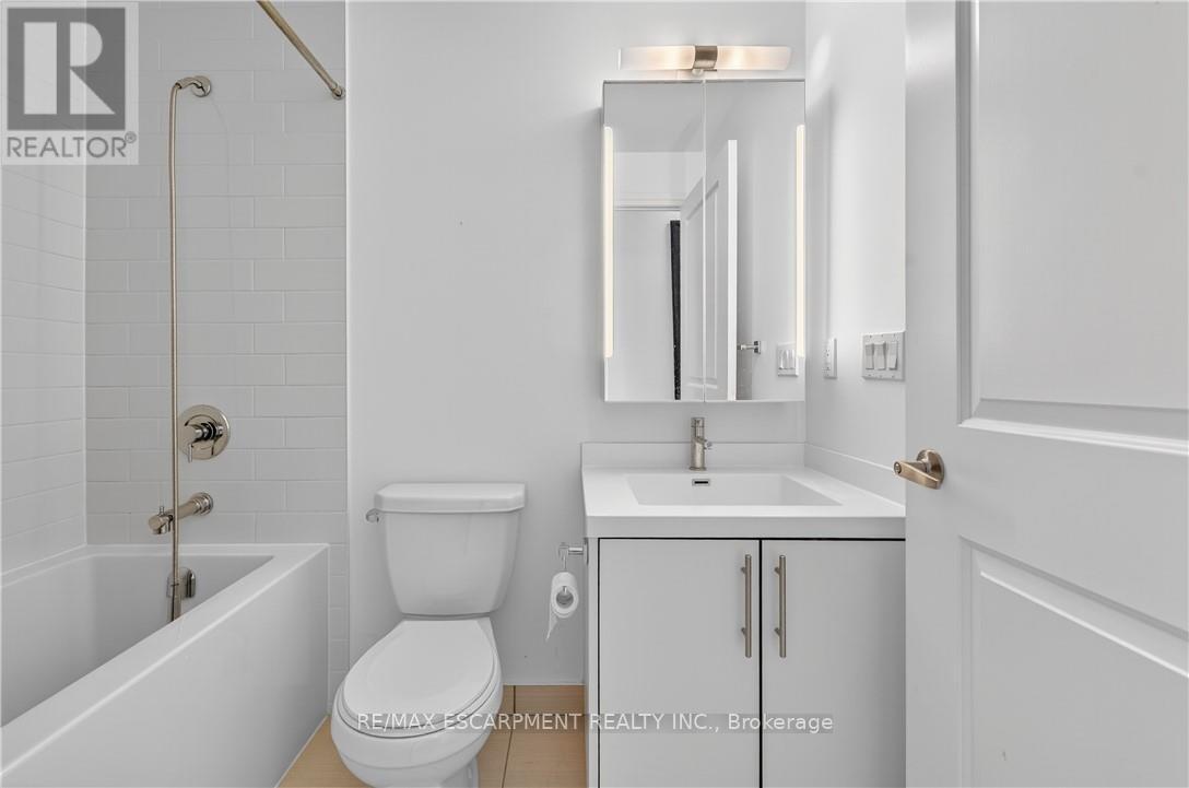 Ph03 - 65 Speers Road, Oakville, Ontario  L6K 0J1 - Photo 22 - W12596946