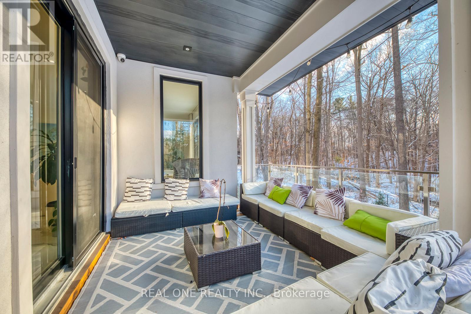 2620 Mississauga Road, Mississauga (Sheridan), Ontario  L5H 2L5 - Photo 11 - W12596978