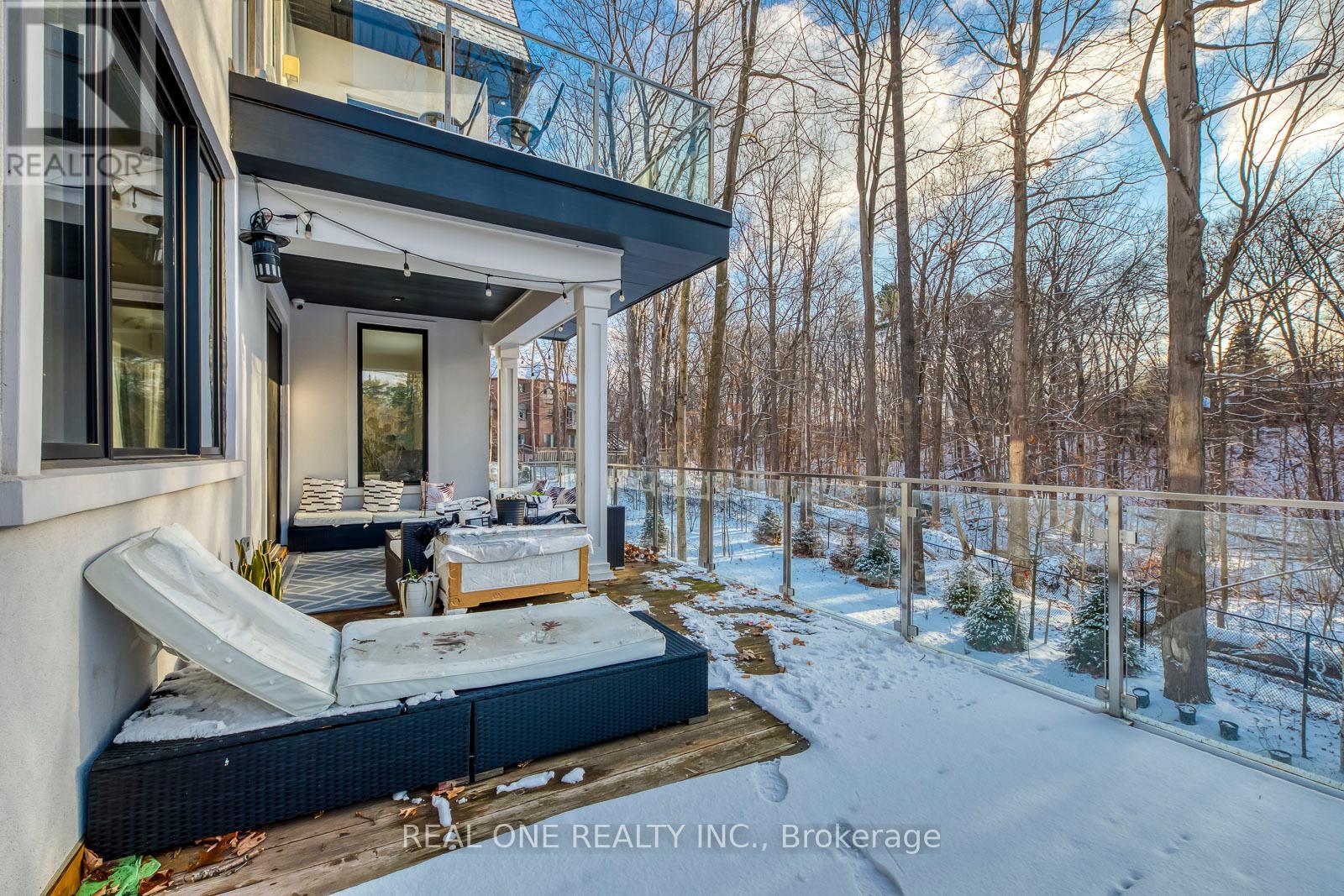 2620 Mississauga Road, Mississauga (Sheridan), Ontario  L5H 2L5 - Photo 12 - W12596978