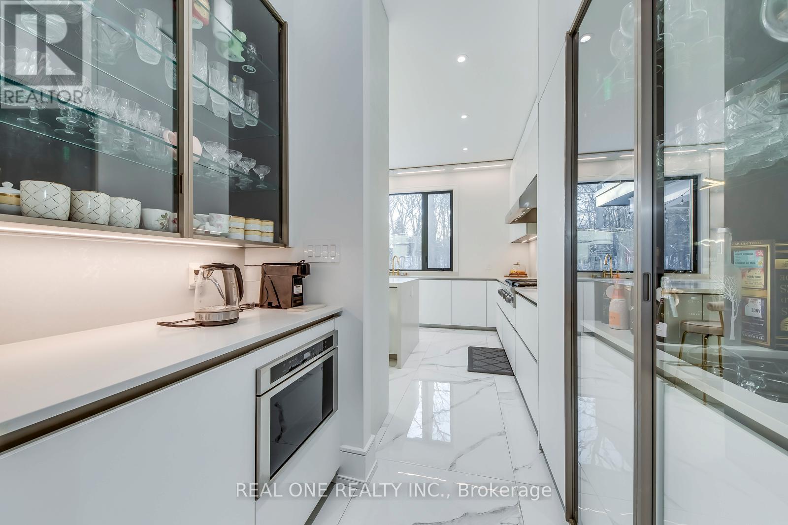 2620 Mississauga Road, Mississauga (Sheridan), Ontario  L5H 2L5 - Photo 16 - W12596978