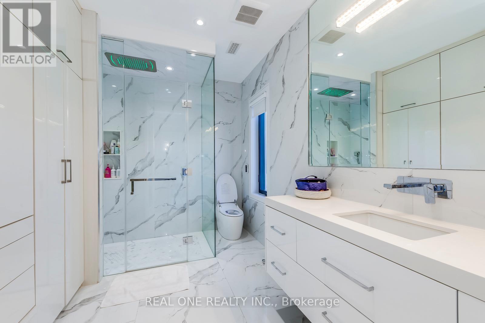 2620 Mississauga Road, Mississauga (Sheridan), Ontario  L5H 2L5 - Photo 27 - W12596978