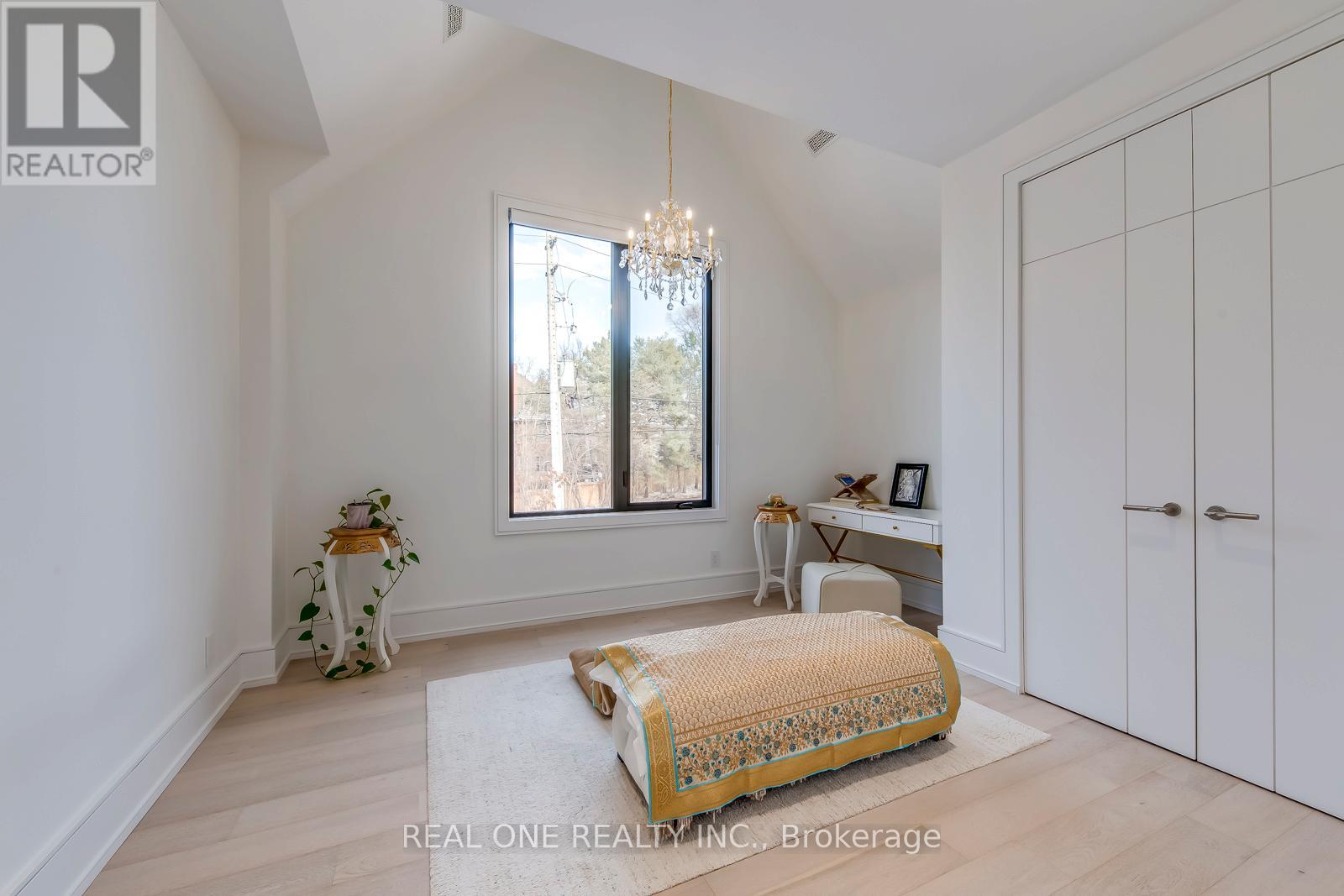 2620 Mississauga Road, Mississauga (Sheridan), Ontario  L5H 2L5 - Photo 32 - W12596978