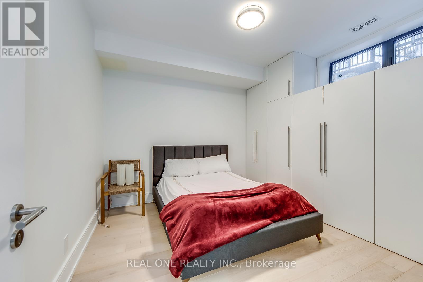 2620 Mississauga Road, Mississauga (Sheridan), Ontario  L5H 2L5 - Photo 40 - W12596978