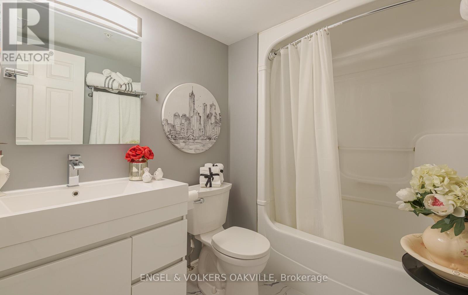 308 - 1810 Walkers Line, Burlington, Ontario  L7M 4V3 - Photo 14 - W12597050