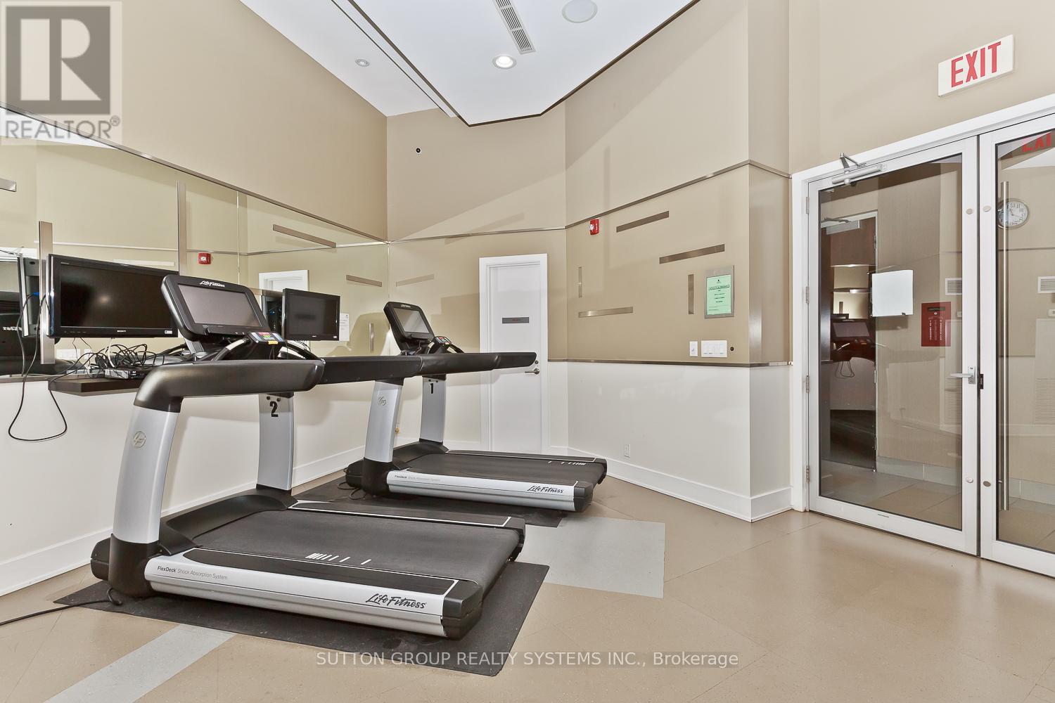 1605 - 330 Burnhamthorpe Road W, Mississauga, Ontario  L5B 3Y5 - Photo 29 - W12597054