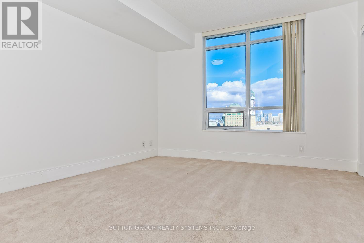 1605 - 330 Burnhamthorpe Road W, Mississauga, Ontario  L5B 3Y5 - Photo 7 - W12597054