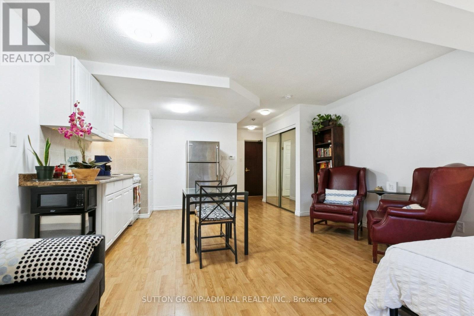305 - 88 Charles Street, Toronto, Ontario  M4Y 2W7 - Photo 15 - C12475208