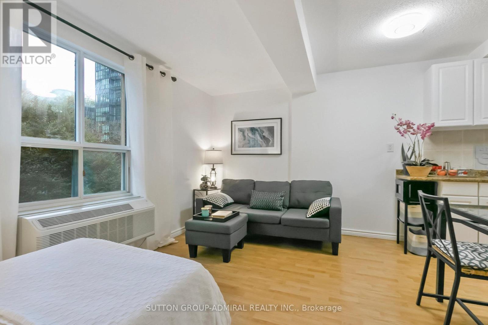 305 - 88 Charles Street, Toronto, Ontario  M4Y 2W7 - Photo 12 - C12475208