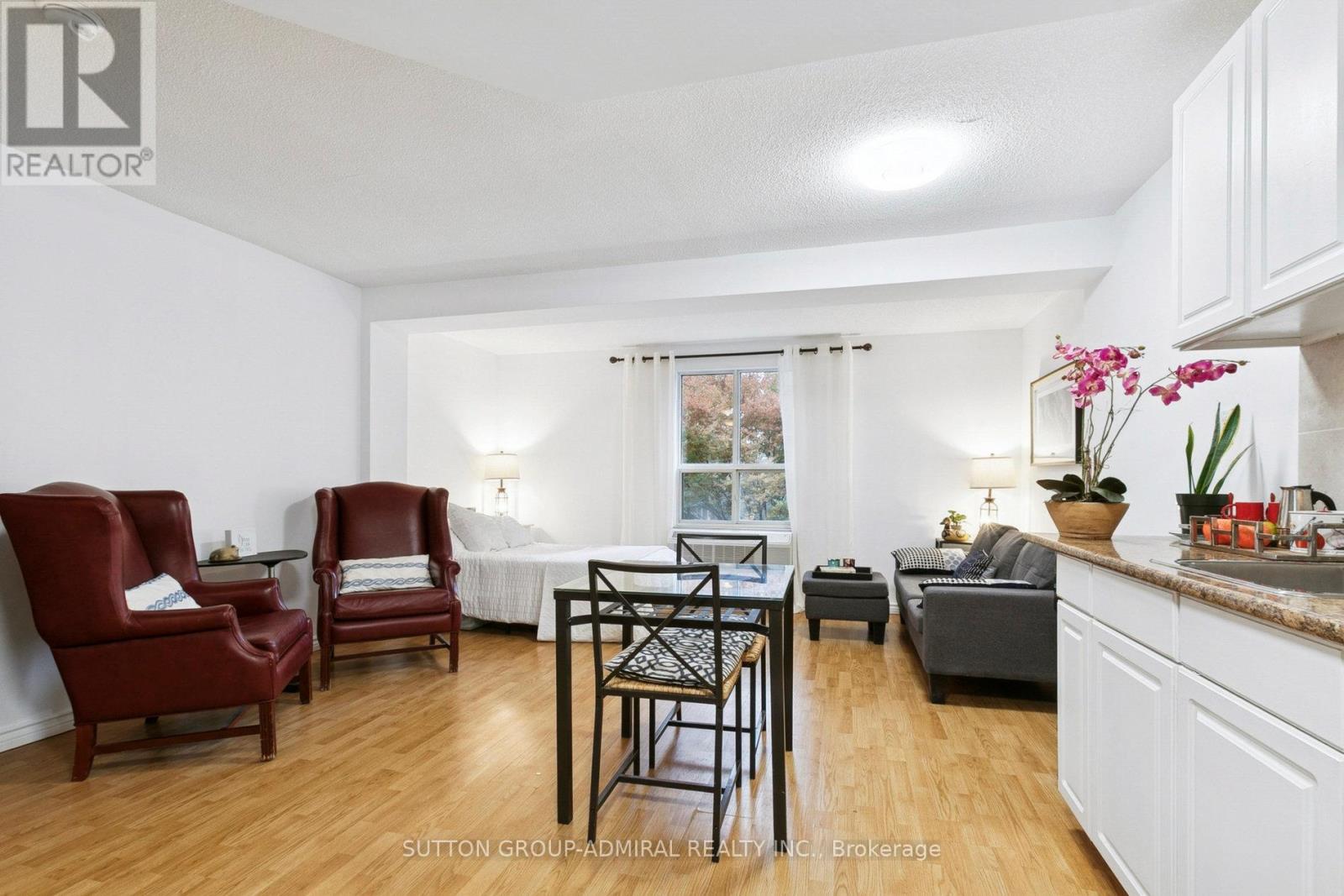 305 - 88 Charles Street, Toronto, Ontario  M4Y 2W7 - Photo 4 - C12475208