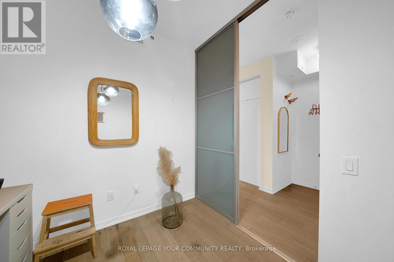 602 - 138 St. Helens Avenue, Toronto, Ontario  M6H 0B8 - Photo 4 - C12581876