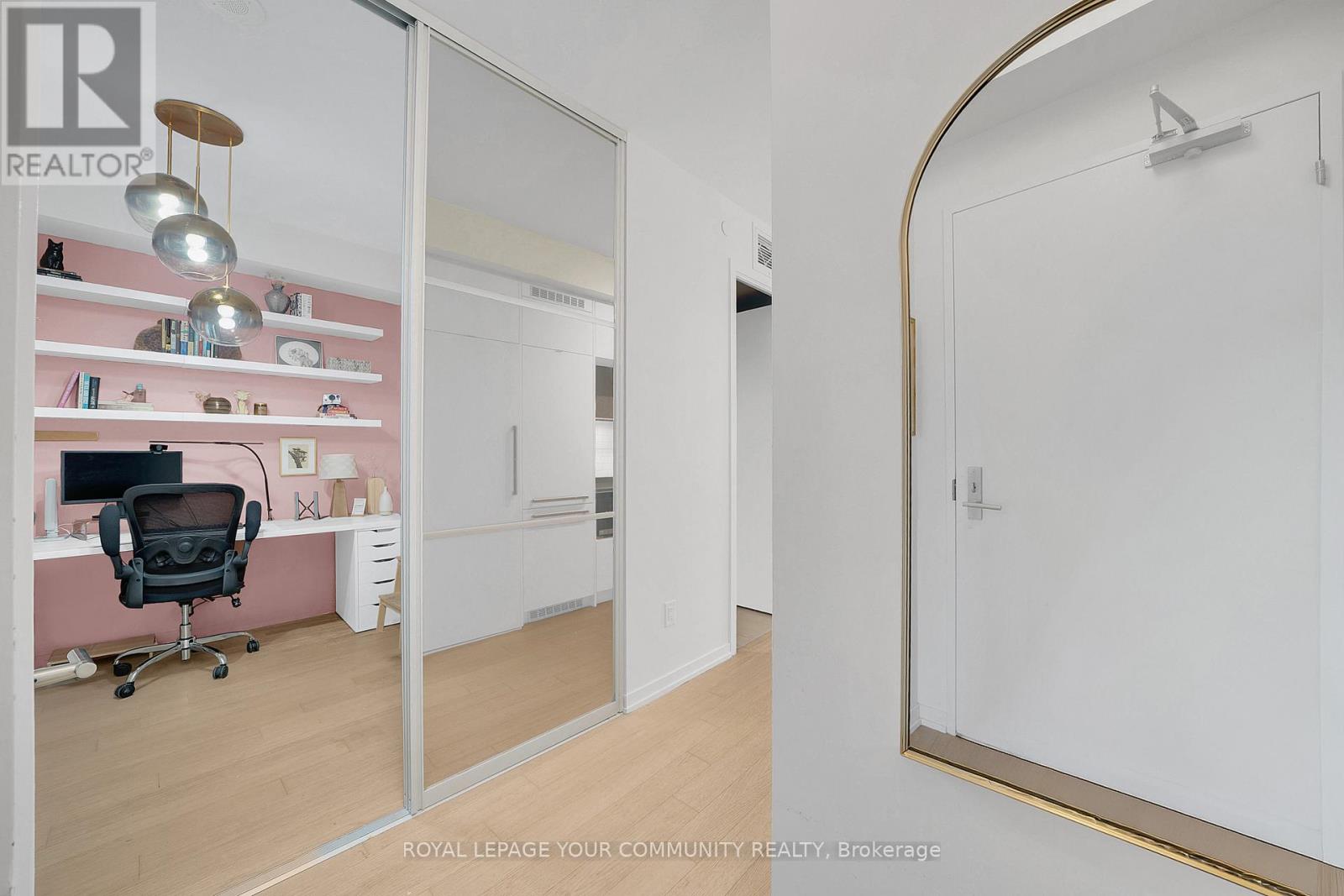 602 - 138 St. Helens Avenue, Toronto, Ontario  M6H 0B8 - Photo 5 - C12581876