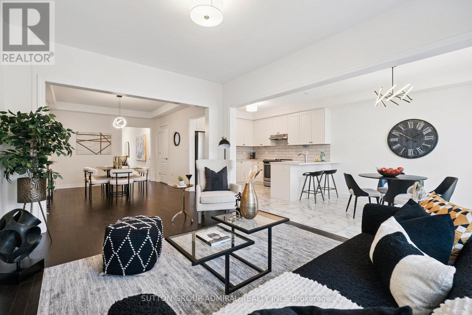 15 John Smith Street, East Gwillimbury, Ontario  L9N 0S7 - Photo 19 - N12475218