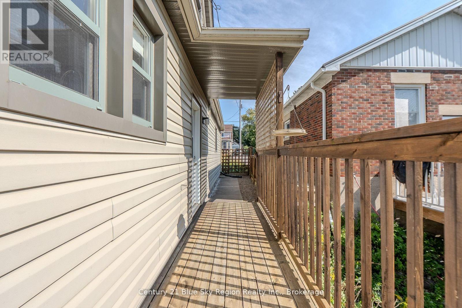 857 Bourke Street, North Bay (West End), Ontario  P1B 3K5 - Photo 28 - X12597114