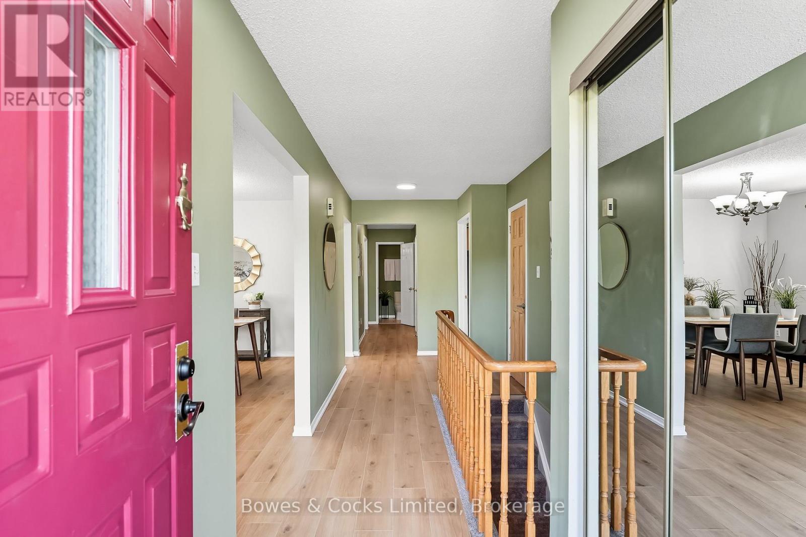 523 Laurie Avenue, Peterborough (Ashburnham Ward 4), Ontario  K9L 1X8 - Photo 5 - X12463003