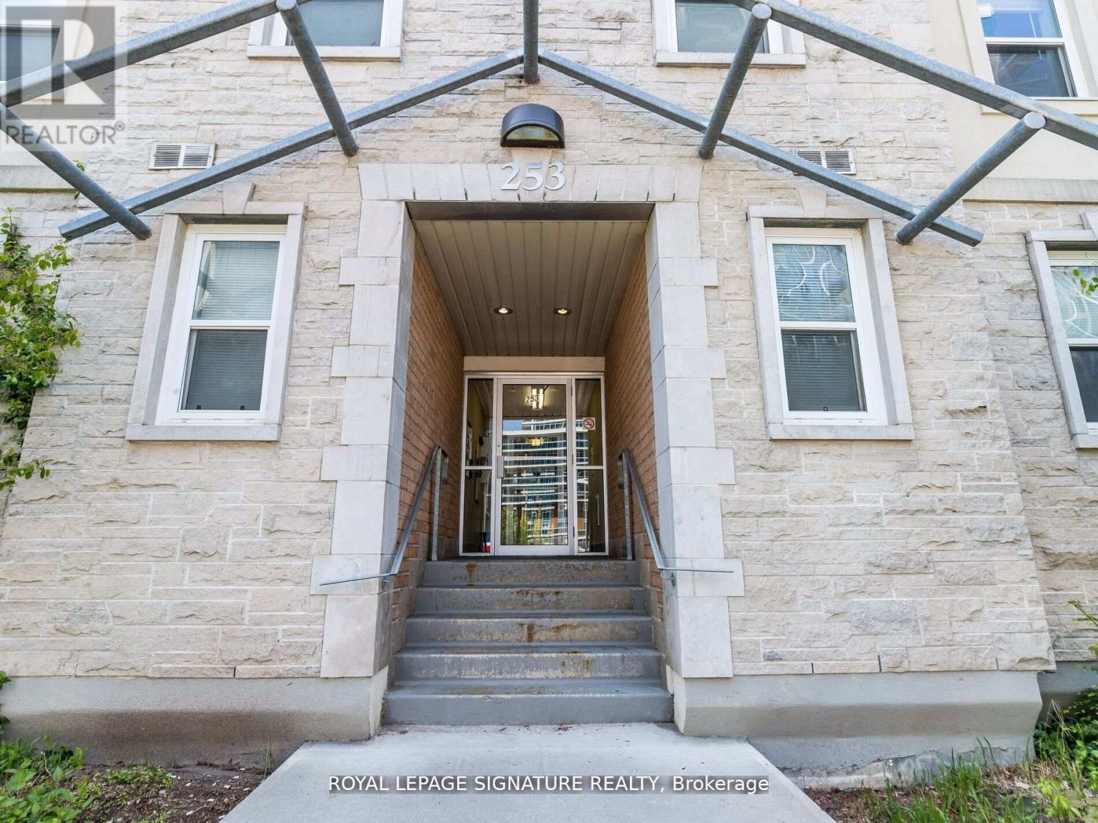 101 - 253 Lester Street, Waterloo, Ontario  N2L 3W6 - Photo 6 - X12596864