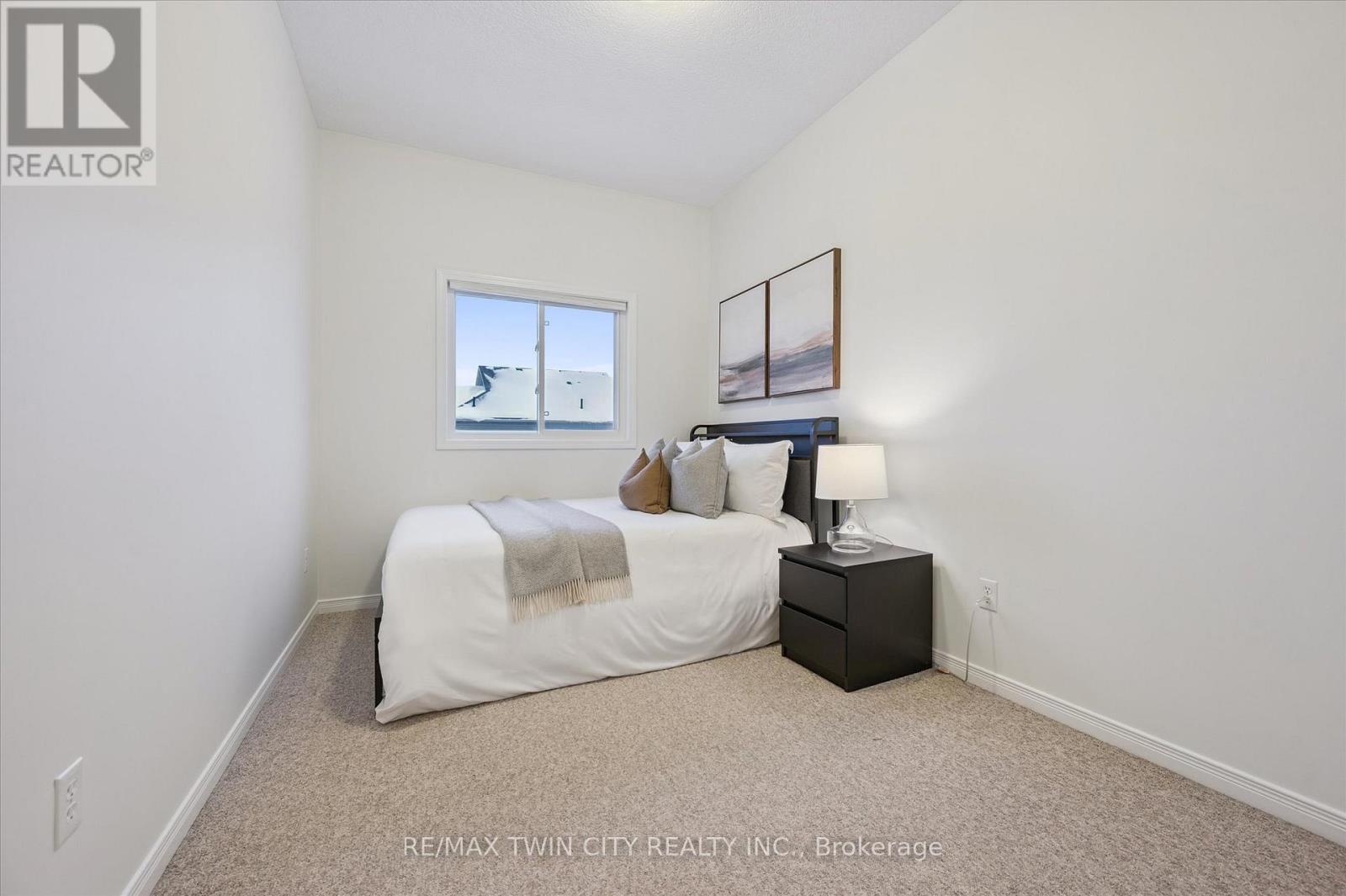 268 Parkvale Drive, Kitchener, Ontario  N2R 1Y7 - Photo 25 - X12596894