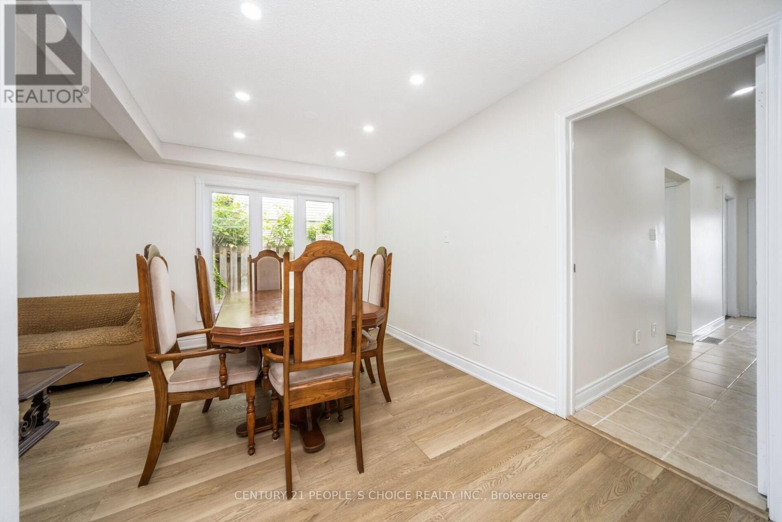 106 Queensdale Crescent, Guelph, Ontario  N1H 6W3 - Photo 17 - X12597026