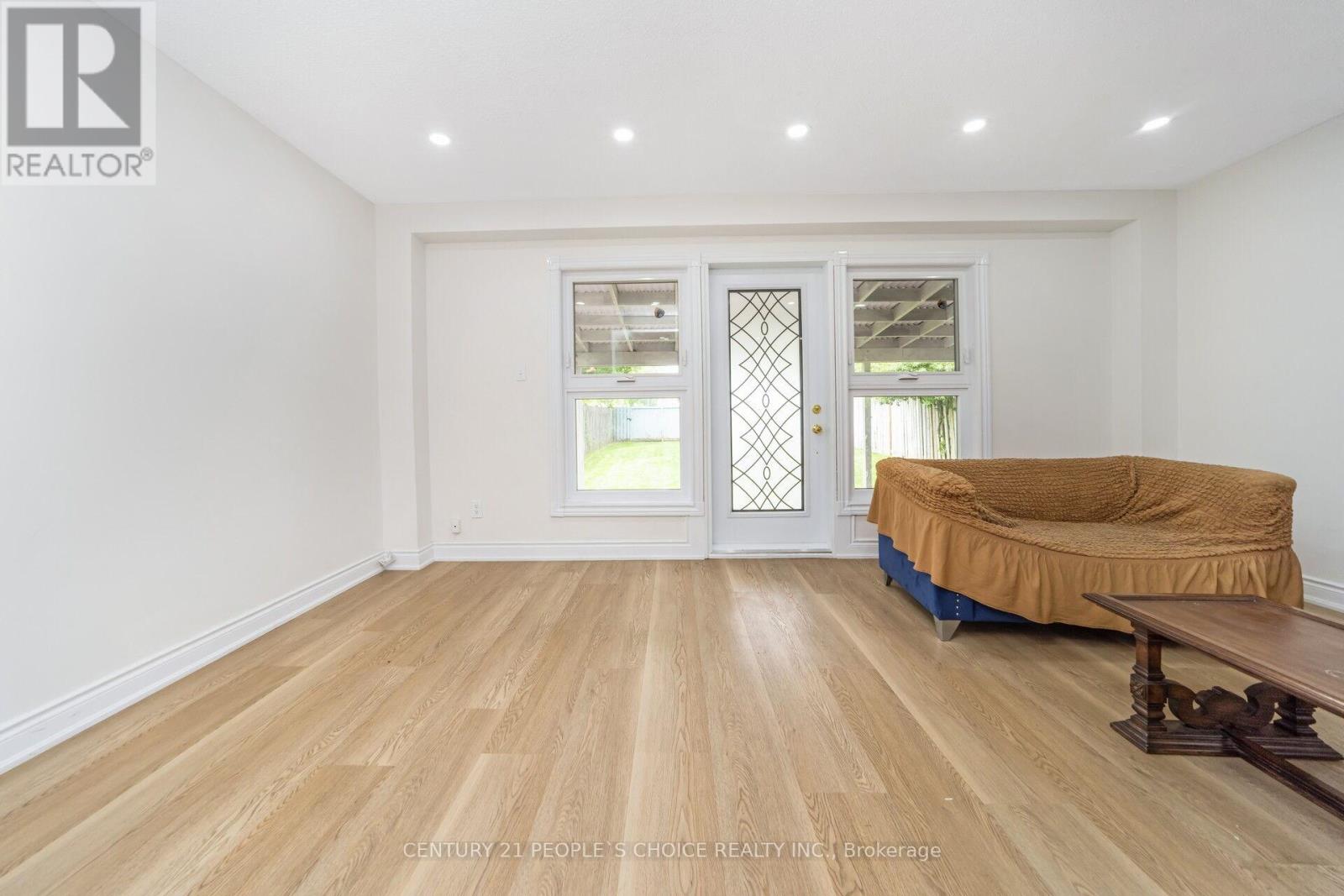 106 Queensdale Crescent, Guelph, Ontario  N1H 6W3 - Photo 23 - X12597026