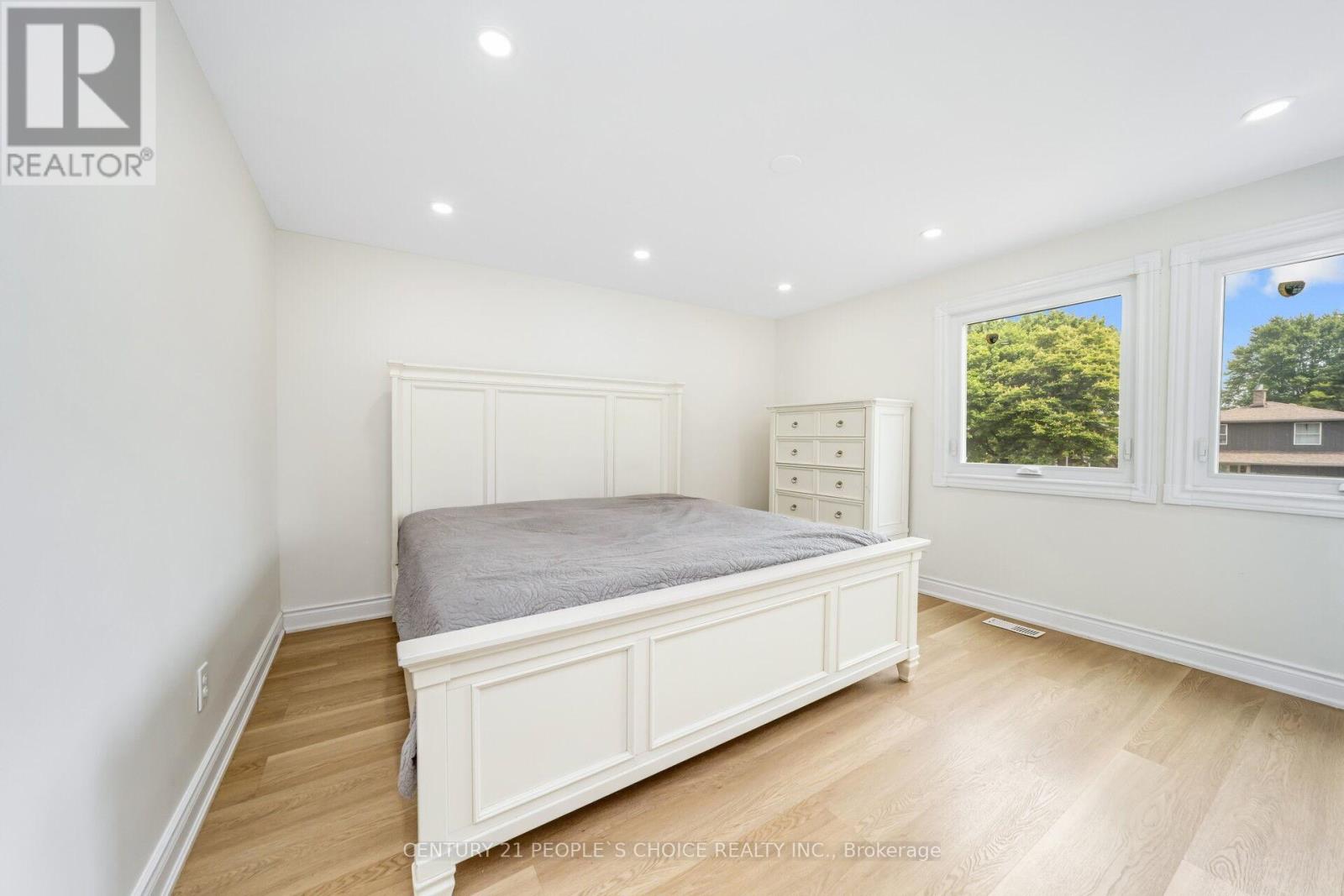 106 Queensdale Crescent, Guelph, Ontario  N1H 6W3 - Photo 28 - X12597026