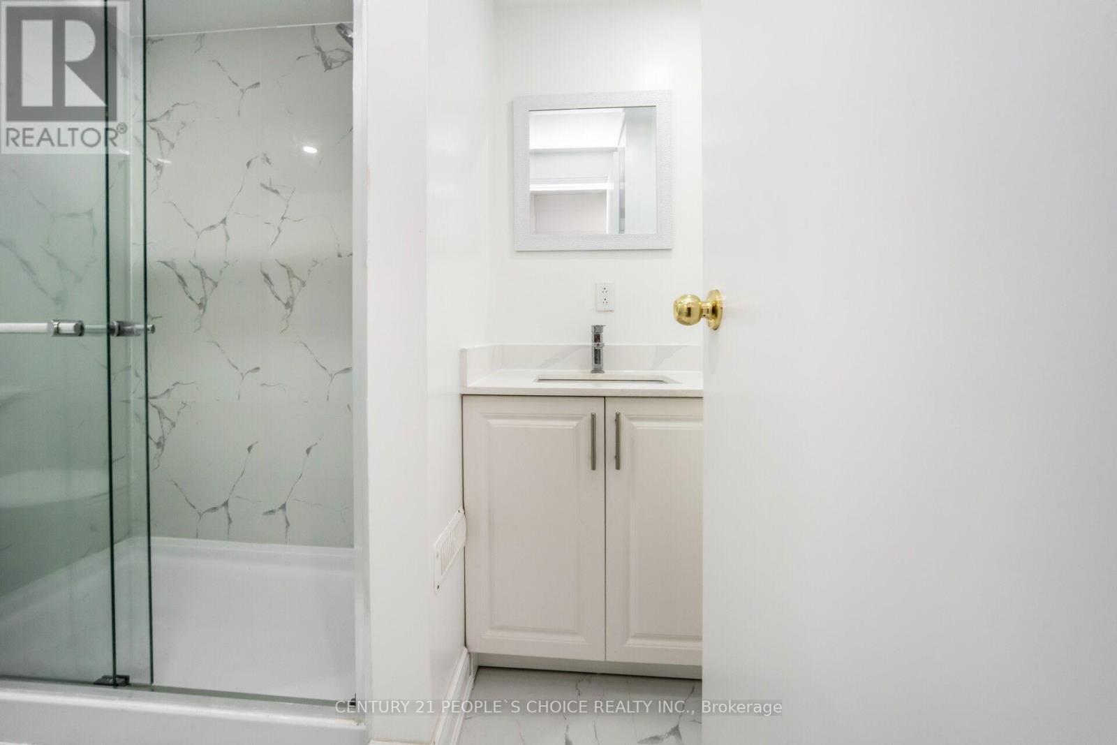 106 Queensdale Crescent, Guelph, Ontario  N1H 6W3 - Photo 31 - X12597026