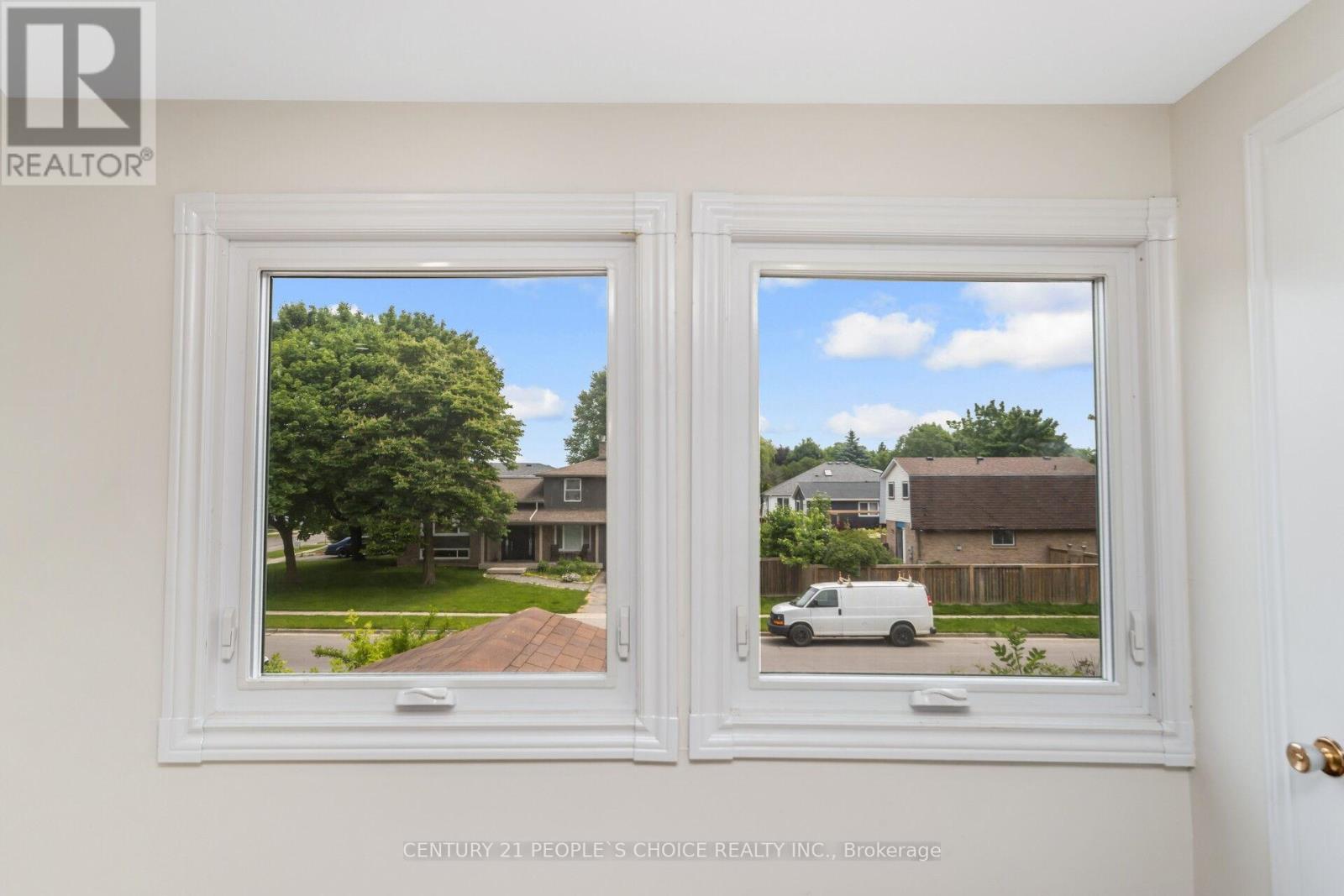 106 Queensdale Crescent, Guelph, Ontario  N1H 6W3 - Photo 38 - X12597026