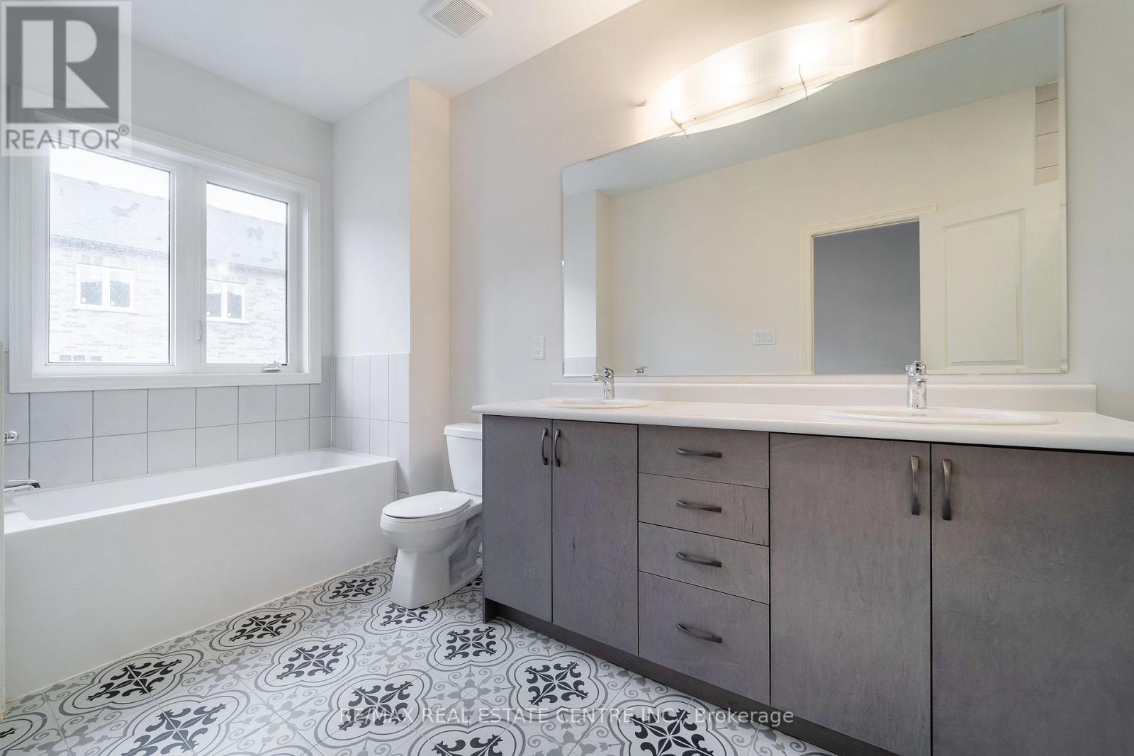 16 Lidstone Street, Cambridge, Ontario  N1T 0G2 - Photo 24 - X12597068