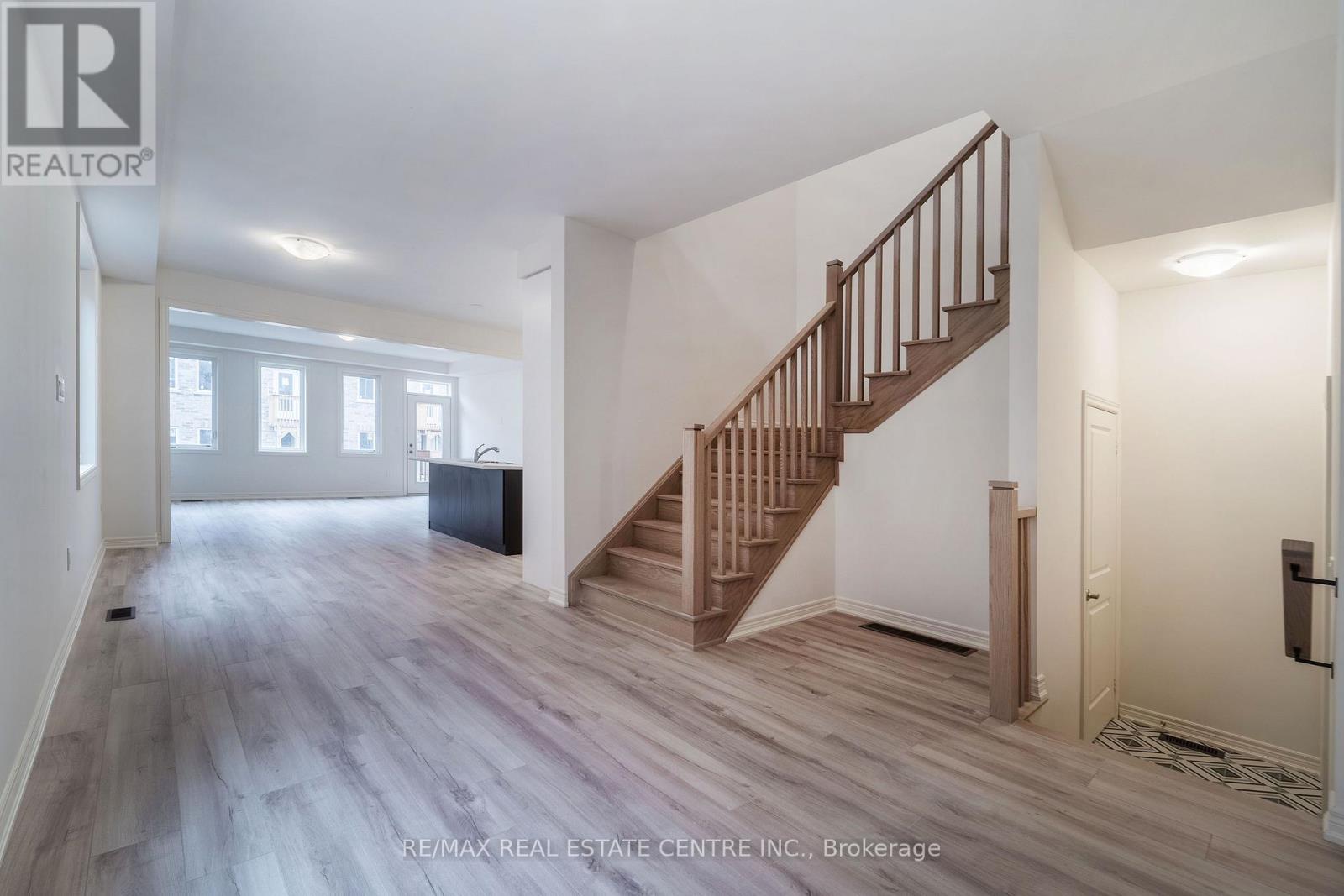 16 Lidstone Street, Cambridge, Ontario  N1T 0G2 - Photo 9 - X12597068