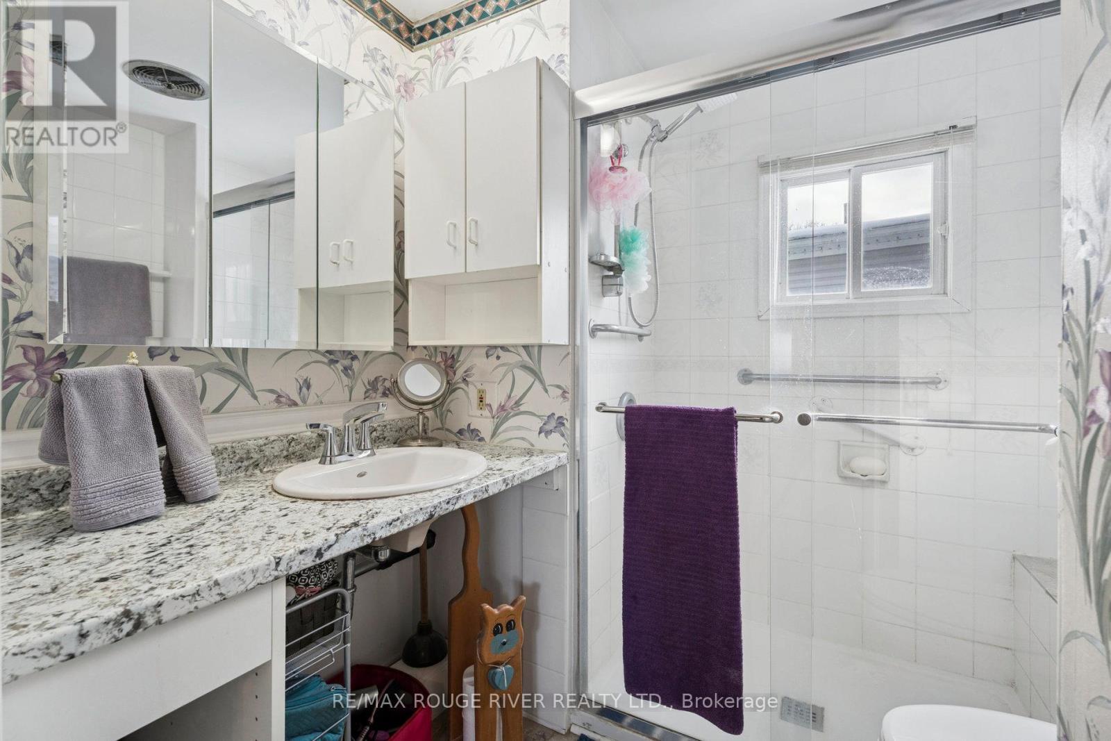 35 Hawthorne Drive, Innisfil, Ontario  L9S 1P1 - Photo 29 - N12597186