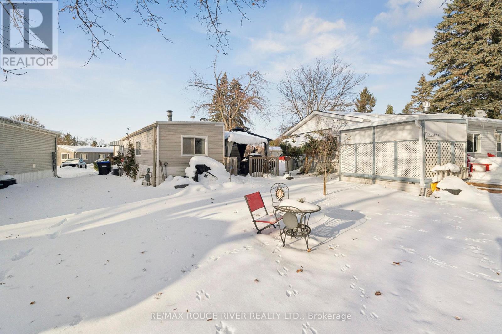 35 Hawthorne Drive, Innisfil, Ontario  L9S 1P1 - Photo 37 - N12597186