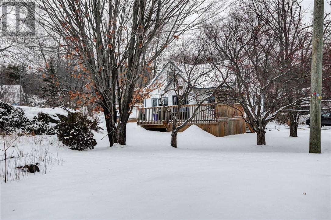 904 Howey Drive, Sudbury, Ontario  P3B 1H4 - Photo 2 - 2125843