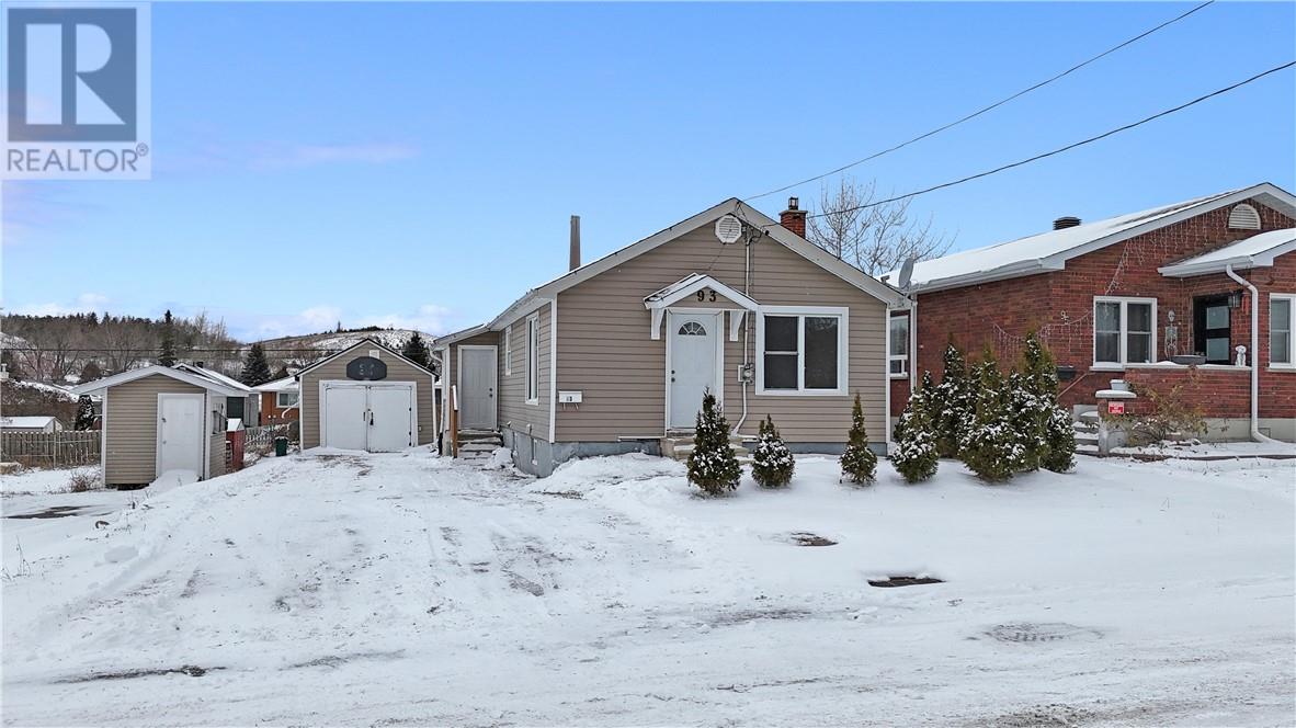 93 Logan Avenue, Sudbury, Ontario P3C 3E3 - Photo 2 - 2125818