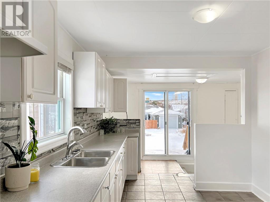 93 Logan Avenue, Sudbury, Ontario P3C 3E3 - Photo 4 - 2125818