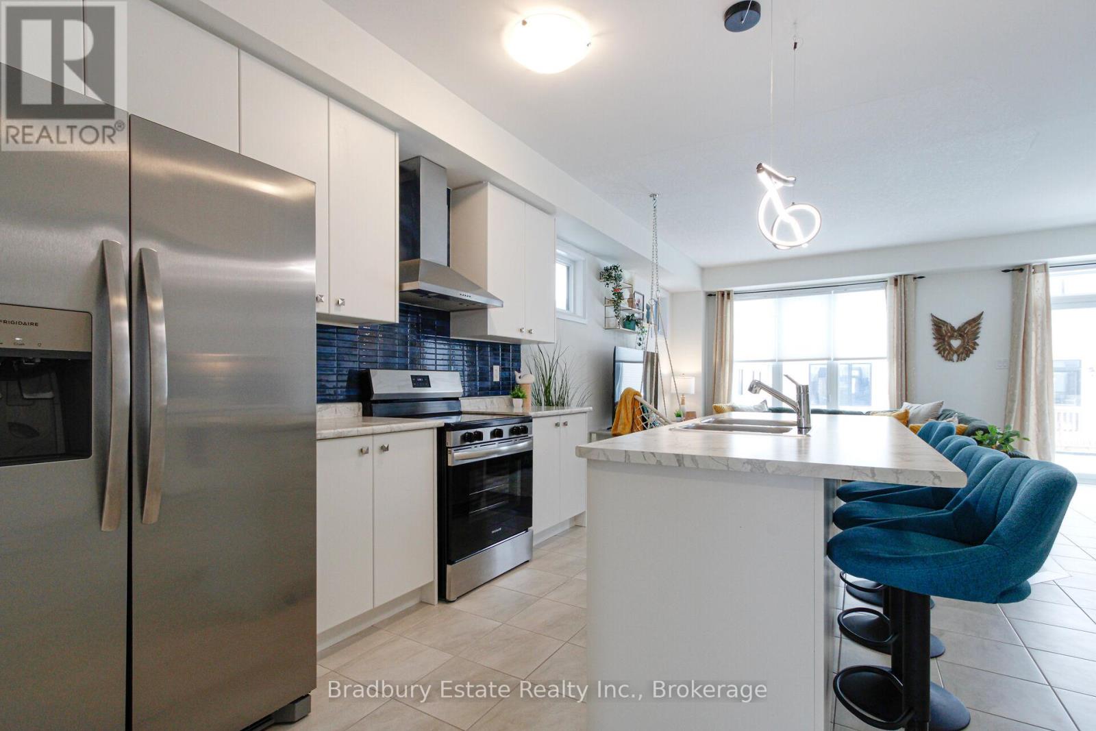 69 Masters Street, Welland, Ontario  N3B 0N4 - Photo 6 - X12597142