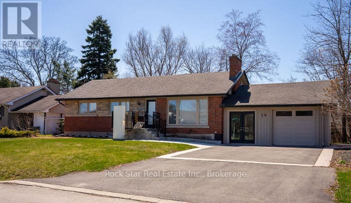 28 Dale Ave Avenue, Hamilton, Ontario L8G 3L9 - Photo 1 - X12597174