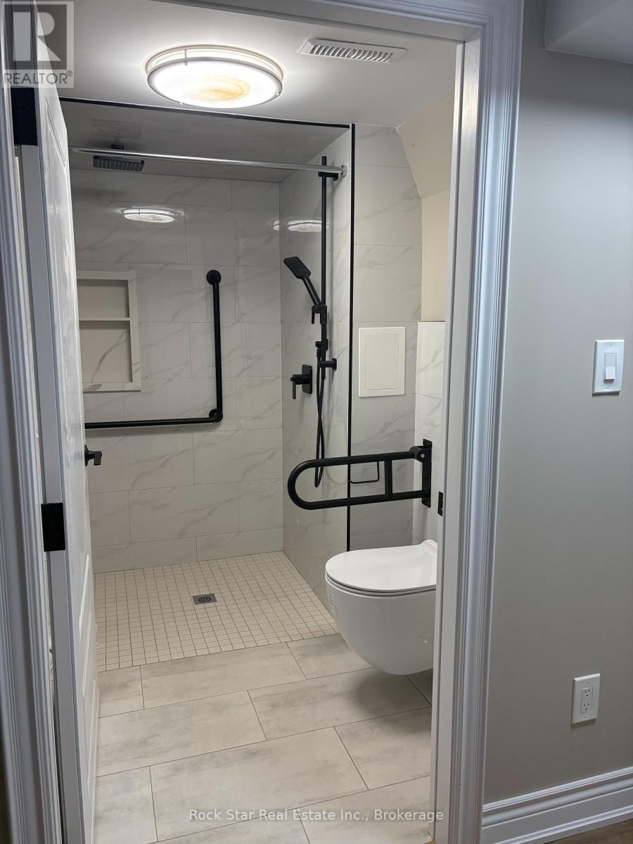 28 Dale Ave Avenue, Hamilton, Ontario L8G 3L9 - Photo 18 - X12597174