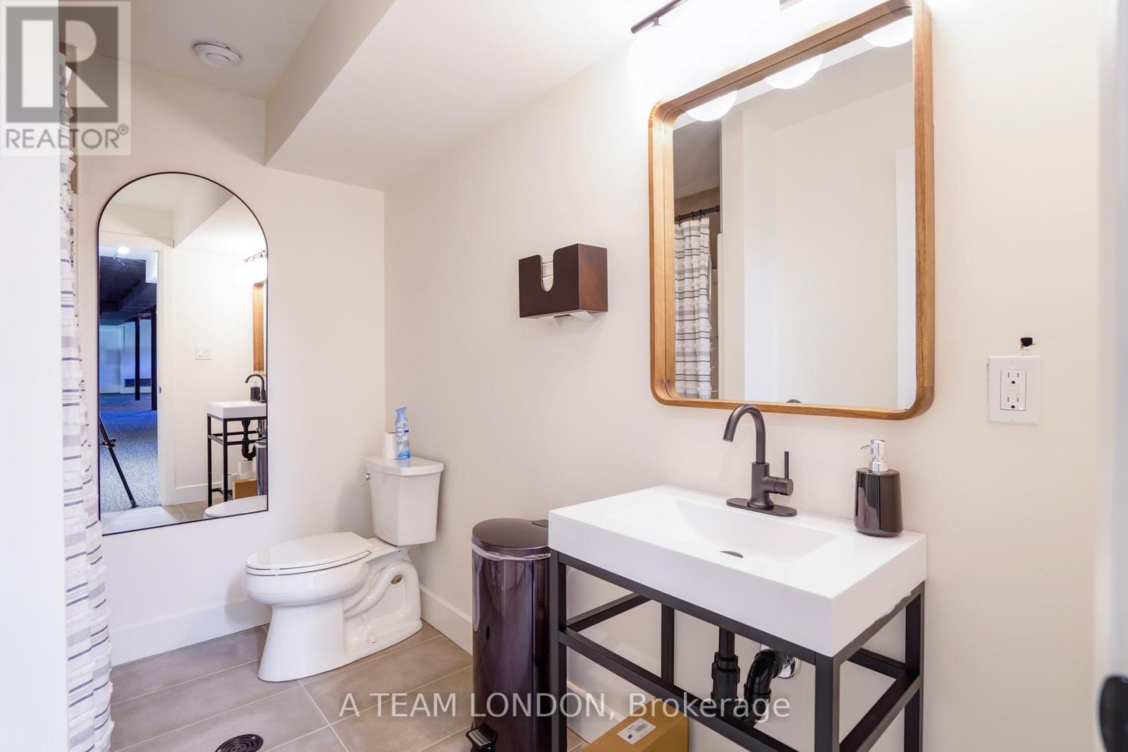 470 Colborne Street, London East, Ontario  N6B 2T3 - Photo 12 - X12597126